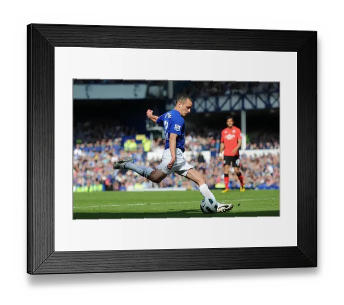 Framed Print : Everton's Thrilling Opener: Leon Osman Scores Against Blackburn Rovers (16 April 2011, Goodison Park) Framed Print : Everton's Thrilling Opener: Leon Osman Scores Against Blackburn Rovers (16 April 2011, Goodison Park)