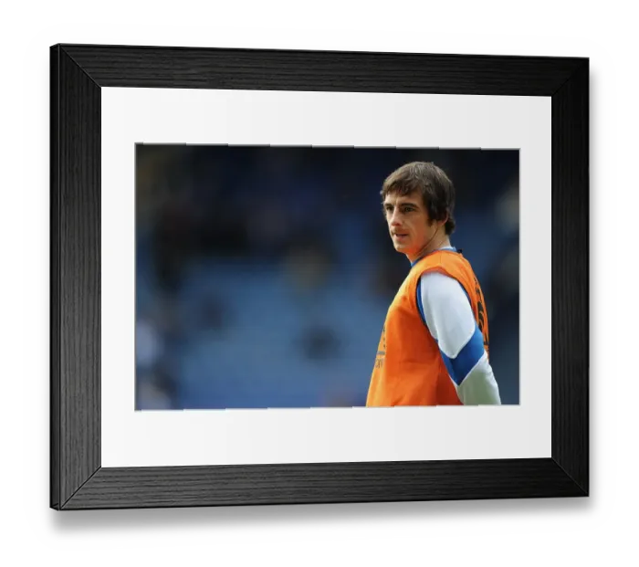 Framed Print : Leighton Baines in Action: Everton vs Blackburn Rovers, Barclays Premier League (16 April 2011) Framed Print : Leighton Baines in Action: Everton vs Blackburn Rovers, Barclays Premier League (16 April 2011)