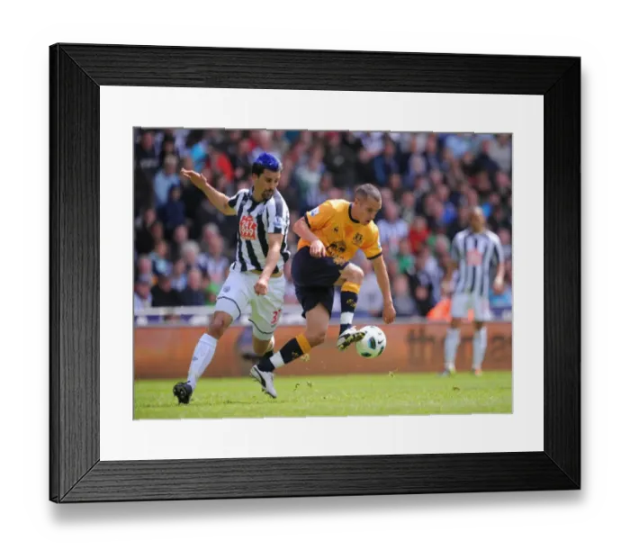 Framed Print : Battle of the Midfield: Osman vs. Scharner at West Bromwich Albion (Everton vs. WBA, May 14, 2011) Framed Print : Battle of the Midfield: Osman vs. Scharner at West Bromwich Albion (Everton vs. WBA, May 14, 2011)