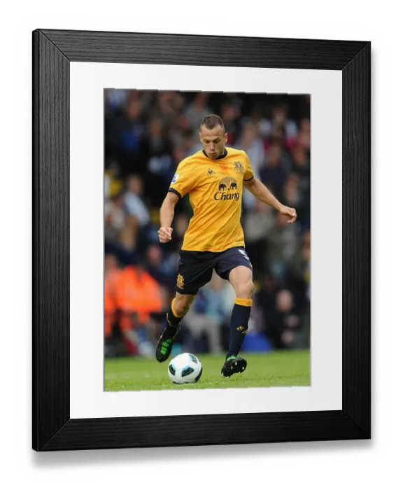 Framed Print : Heitinga's Everton Triumph: West Bromwich Albion vs. Everton (14 May 2011) Framed Print : Heitinga's Everton Triumph: West Bromwich Albion vs. Everton (14 May 2011)