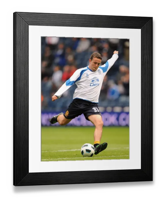 Framed Print : Determined Jose Baxter: Everton's Standout Performance Against West Bromwich Albion, Barclays Premier League (14 May 2011)