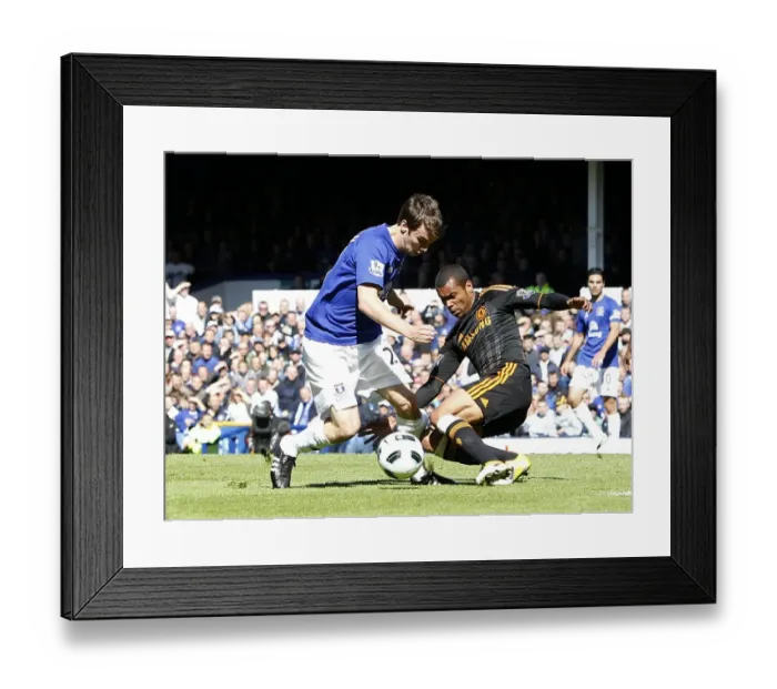Framed Print : Clash at Goodison Park: Coleman vs. Cole - Everton vs. Chelsea, Premier League Showdown (22 May 2011) Framed Print : Clash at Goodison Park: Coleman vs. Cole - Everton vs. Chelsea, Premier League Showdown (22 May 2011)