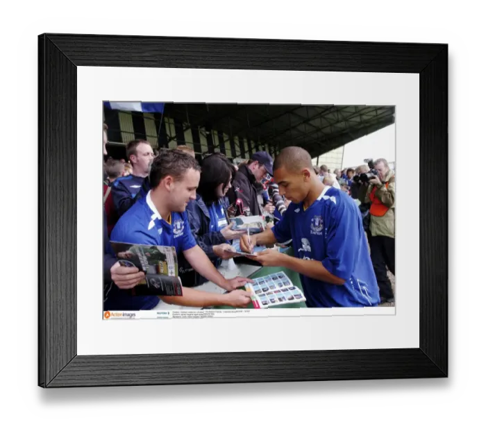 Framed Print : Northern Ireland XI v Everton - Pre Season Friendly - Coleraine Showgrounds