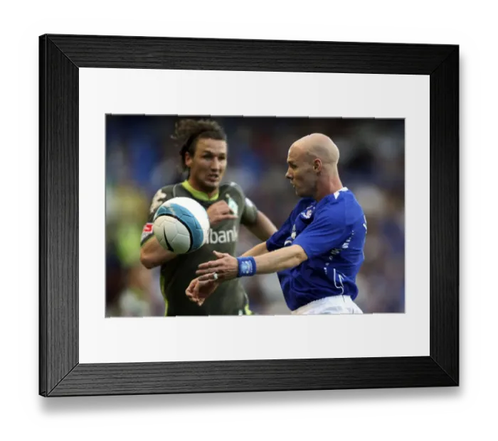 Framed Print : Andy Johnson: Everton's Powerful Striker Framed Print : Andy Johnson: Everton's Powerful Striker