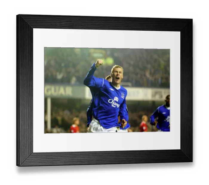 Framed Print : Duncan Ferguson celebrates his goal Framed Print : Duncan Ferguson celebrates his goal