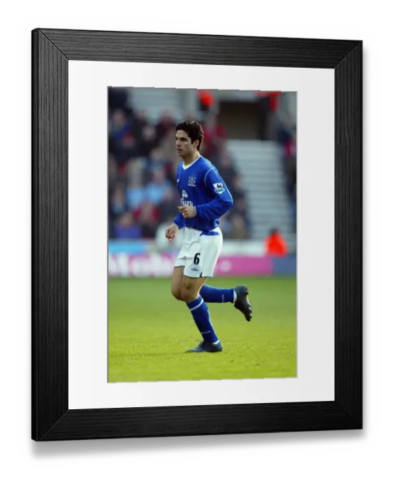 Framed Print : Mikel Arteta: Focused Football Manager Framed Print : Mikel Arteta: Focused Football Manager