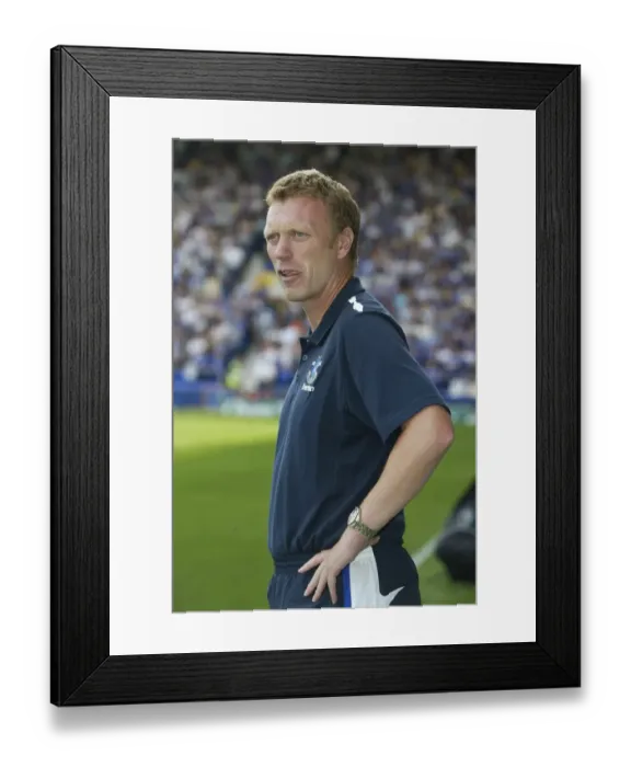 Framed Print : David Moyes Leads Everton Against Wigan Athletic in FA Premier League (11 / 8 / 07) Framed Print : David Moyes Leads Everton Against Wigan Athletic in FA Premier League (11 / 8 / 07)