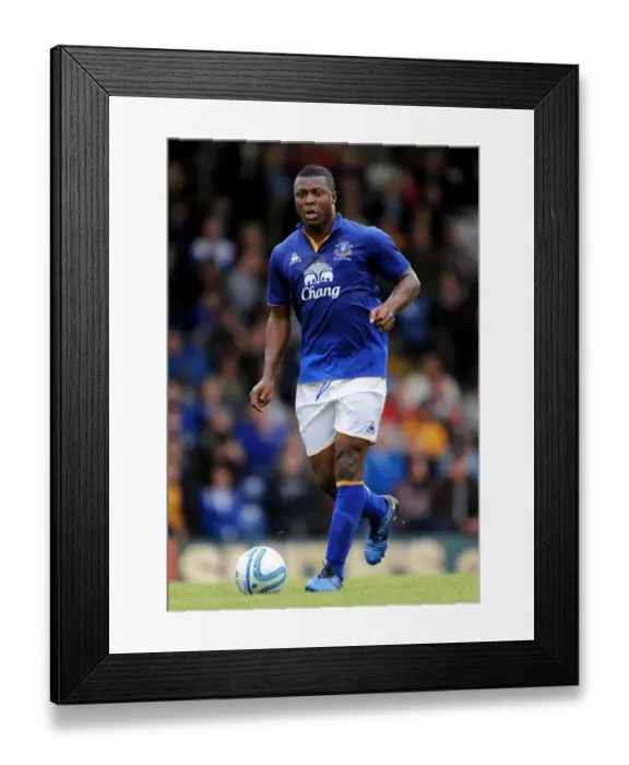 Framed Print : Everton's Yakubu: Ready for Action in Pre-Season Friendly against Bury (15 July 2011)