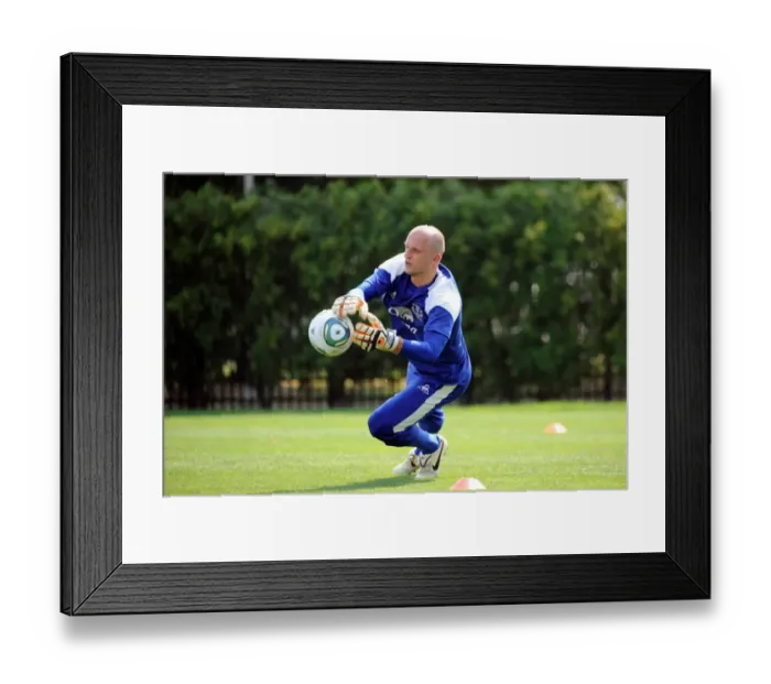 Framed Print : Everton FC: Intense Training in Philadelphia, July 2011 Framed Print : Everton FC: Intense Training in Philadelphia, July 2011