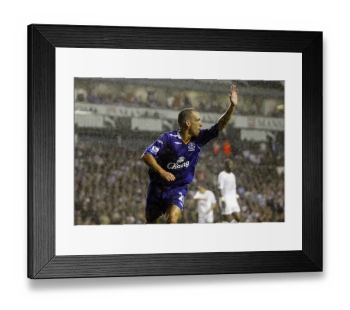 Framed Print : Everton's Leon Osman Scores Second Goal: Everton's Triumph Over Tottenham Hotspur in FA Barclays Premier League (August 14, 2007)