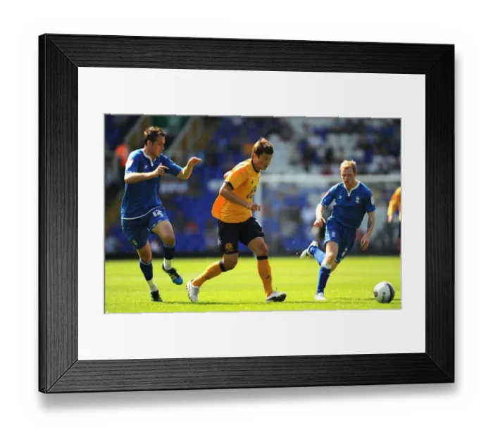 Framed Print : Birmingham's Mutch and Burke Put Pressure on Everton's Bilyaletdinov