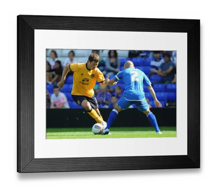 Framed Print : Everton's Bilyaletdinov Outmaneuvers Birmingham's Carr in Pre-Season Clash (July 2011) Framed Print : Everton's Bilyaletdinov Outmaneuvers Birmingham's Carr in Pre-Season Clash (July 2011)