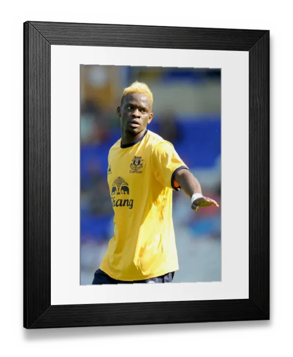 Framed Print : Louis Saha in Action: Everton vs Birmingham City (30 July 2011) Framed Print : Louis Saha in Action: Everton vs Birmingham City (30 July 2011)