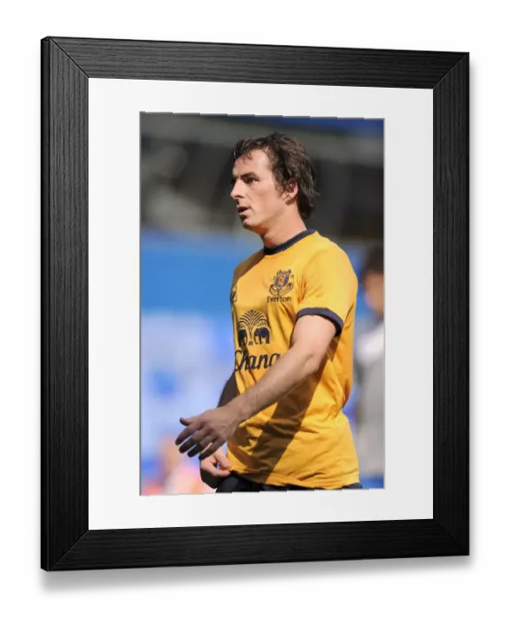 Framed Print : Leighton Baines Leads Everton in Pre-Season Friendly Against Birmingham City (30 July 2011) Framed Print : Leighton Baines Leads Everton in Pre-Season Friendly Against Birmingham City (30 July 2011)