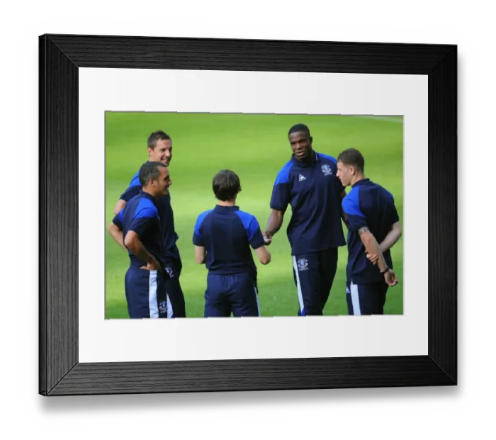Framed Print : Five Everton Stars in Action: Werder Bremen vs Everton (02.08.2011, Weserstadion) - Osman, Jagielka, Baines, Anichebe, Barkley Framed Print : Five Everton Stars in Action: Werder Bremen vs Everton (02.08.2011, Weserstadion) - Osman, Jagielka, Baines, Anichebe, Barkley