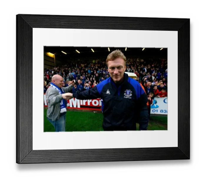 Framed Print : David Moyes at Dalymount Park: Everton's Manager Debuts against Bohemians (15 August 2011) Framed Print : David Moyes at Dalymount Park: Everton's Manager Debuts against Bohemians (15 August 2011)