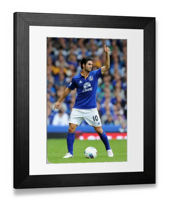 Framed Print : Mikel Arteta Leads Everton at Goodison Park: 2011 Premier League Clash Against Queens Park Rangers
