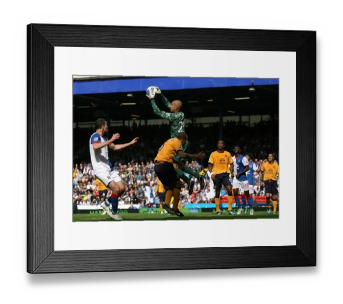 Framed Print : Tim Howard Saves: Everton at Ewood Park vs. Blackburn Rovers, Premier League (2011)