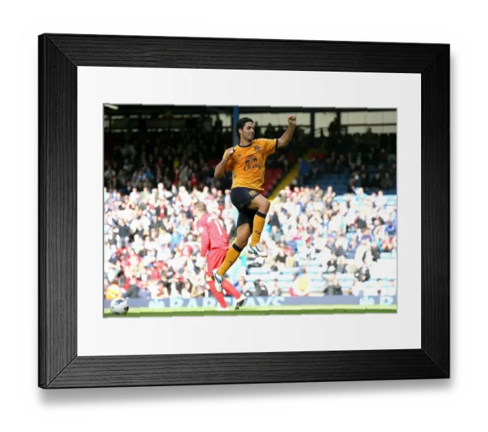 Framed Print : Mikel Arteta's Penalty: Everton's Dramatic Win at Blackburn Rovers (27 Aug 2011) Framed Print : Mikel Arteta's Penalty: Everton's Dramatic Win at Blackburn Rovers (27 Aug 2011)