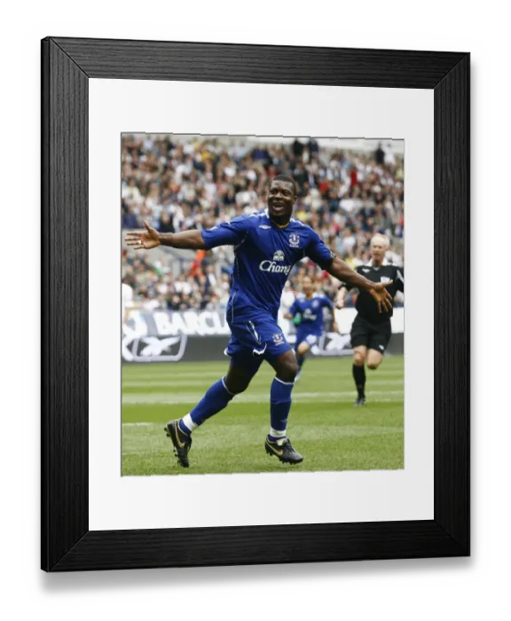 Framed Print : Yakubu's Debut Goal: Everton's Thrilling Start at Bolton Wanderers, Premier League 07-08 Framed Print : Yakubu's Debut Goal: Everton's Thrilling Start at Bolton Wanderers, Premier League 07-08