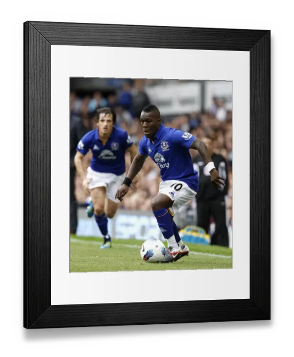 Framed Print : Royston Drenthe's Debut: Everton vs. Aston Villa, Barclays Premier League, Goodison Park (September 10, 2011) Framed Print : Royston Drenthe's Debut: Everton vs. Aston Villa, Barclays Premier League, Goodison Park (September 10, 2011)