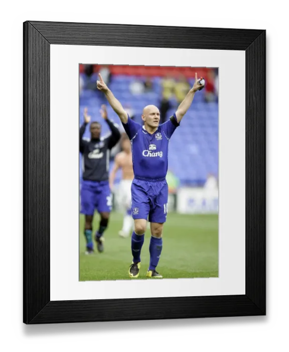 Framed Print : Football - Bolton Wanderers v Everton FA Barclays Premier League - The Reebok Stadium - 1 / 9 / 07 Evertons Thomas Gravesen celebrates at full time Mandatory Credit: Action Images / Keith Framed Print : Football - Bolton Wanderers v Everton FA Barclays Premier League - The Reebok Stadium - 1 / 9 / 07 Evertons Thomas Gravesen celebrates at full time Mandatory Credit: Action Images / Keith