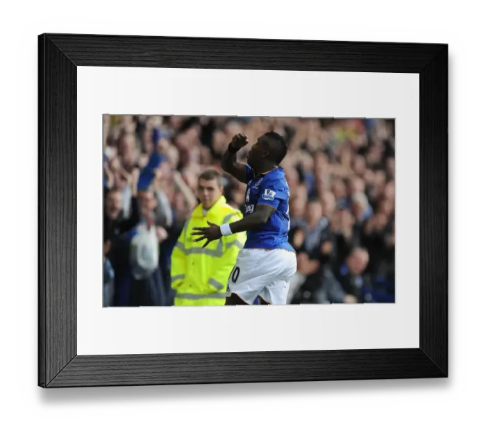 Framed Print : Everton's Triumph: Royston Drenthe's Strike Seals Wigan's Defeat (September 17, 2011, Barclays Premier League)