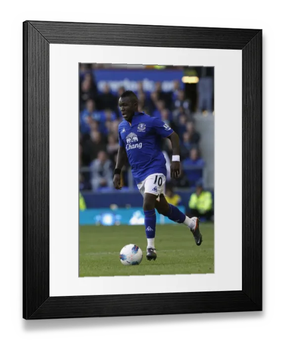 Framed Print : Royston Drenthe at Goodison Park: Everton's Star Midfielder Shines Against Wigan Athletic (September 17, 2011) Framed Print : Royston Drenthe at Goodison Park: Everton's Star Midfielder Shines Against Wigan Athletic (September 17, 2011)