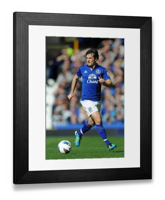 Framed Print : Leighton Baines in Action: Everton vs Wigan Athletic, Barclays Premier League, Goodison Park (September 17, 2011) Framed Print : Leighton Baines in Action: Everton vs Wigan Athletic, Barclays Premier League, Goodison Park (September 17, 2011)