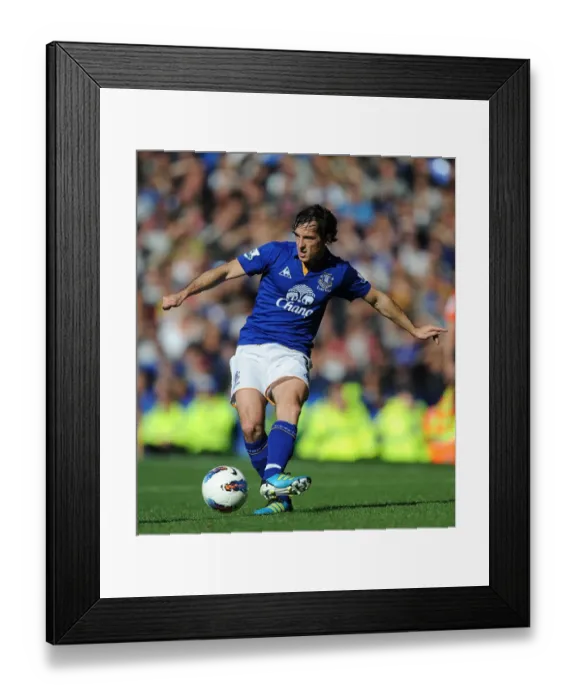 Framed Print : Leighton Baines at Goodison Park: Everton vs Wigan Athletic, Barclays Premier League (September 17, 2011) Framed Print : Leighton Baines at Goodison Park: Everton vs Wigan Athletic, Barclays Premier League (September 17, 2011)