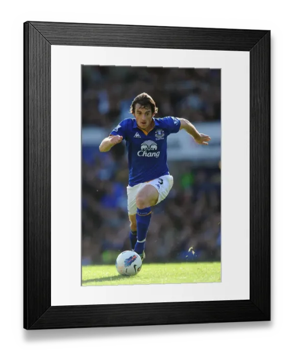 Framed Print : Leighton Baines, Everton Framed Print : Leighton Baines, Everton
