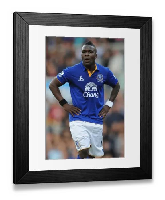 Framed Print : Everton vs Wigan Athletic: Royston Drenthe in Action (September 17, 2011) Framed Print : Everton vs Wigan Athletic: Royston Drenthe in Action (September 17, 2011)