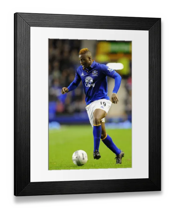 Framed Print : Magaye Gueye's Brilliant Performance: Everton Triumphs Over West Bromwich Albion in Carling Cup Third Round (September 21, 2011)
