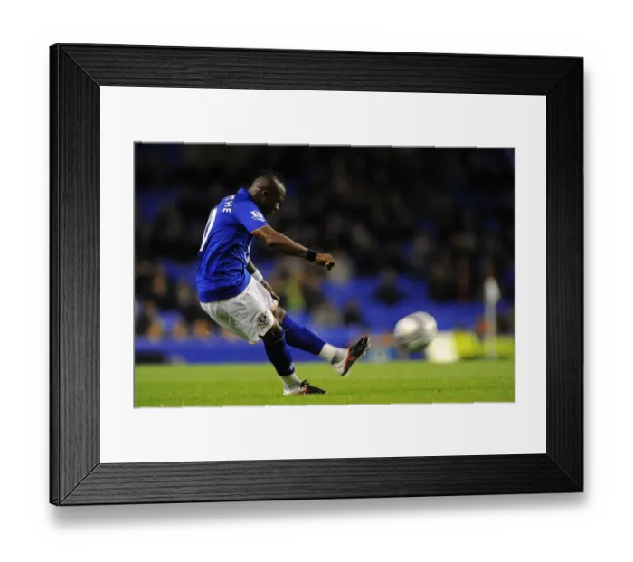 Framed Print : Royston Drenthe's Moment of Glory: Everton vs. West Bromwich Albion in Carling Cup Round 3 Framed Print : Royston Drenthe's Moment of Glory: Everton vs. West Bromwich Albion in Carling Cup Round 3