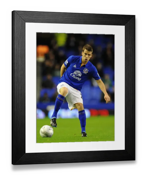 Framed Print : Seamus Coleman in Action: Everton vs. West Bromwich Albion (Carling Cup Round 3, 2011) Framed Print : Seamus Coleman in Action: Everton vs. West Bromwich Albion (Carling Cup Round 3, 2011)