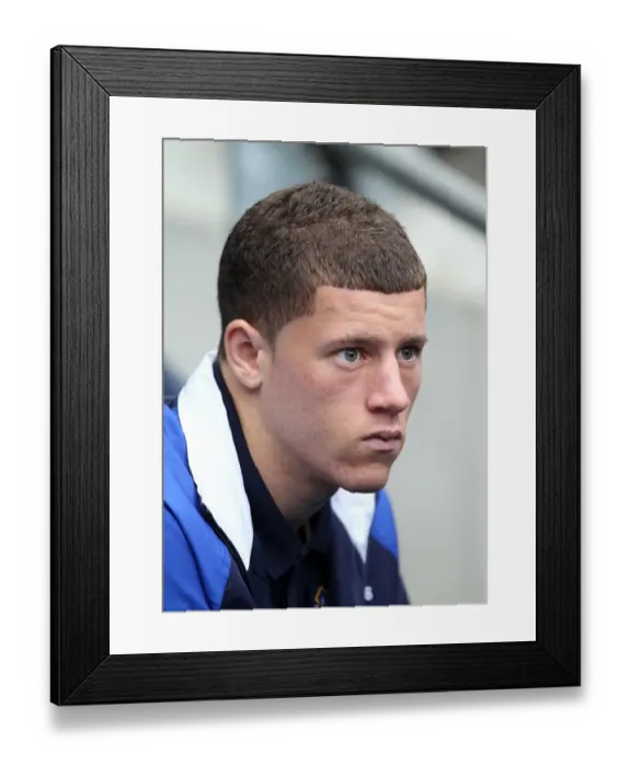 Framed Print : Ross Barkley vs Manchester City: Everton's Young Star at Etihad Stadium (September 24, 2011) Framed Print : Ross Barkley vs Manchester City: Everton's Young Star at Etihad Stadium (September 24, 2011)