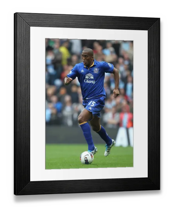 Framed Print : Sylvain Distin vs Manchester City: Everton's Defensive Battle at Etihad Stadium, Barclays Premier League (24 September 2011) Framed Print : Sylvain Distin vs Manchester City: Everton's Defensive Battle at Etihad Stadium, Barclays Premier League (24 September 2011)