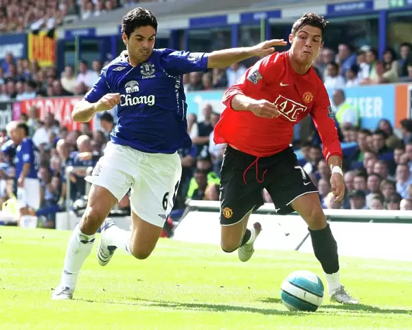 Mikel Arteta vs Cristiano Ronaldo: Everton vs Manchester United Clash in Premier League, 2007