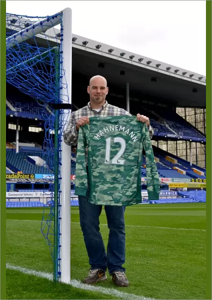 New signing Marcus Hahnemann