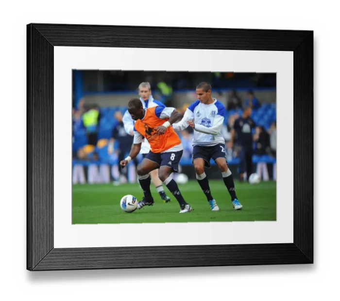 Framed Print : Everton FC: Saha and Rodwell Warm Up Before Chelsea Showdown (15 Oct. 2011) Framed Print : Everton FC: Saha and Rodwell Warm Up Before Chelsea Showdown (15 Oct. 2011)