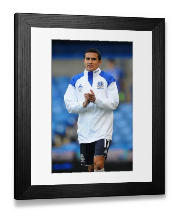 Framed Print : Thrilling Moments: Tim Cahill's Epic Performance at Stamford Bridge during Chelsea vs. Everton (15 October 2011) Framed Print : Thrilling Moments: Tim Cahill's Epic Performance at Stamford Bridge during Chelsea vs. Everton (15 October 2011)
