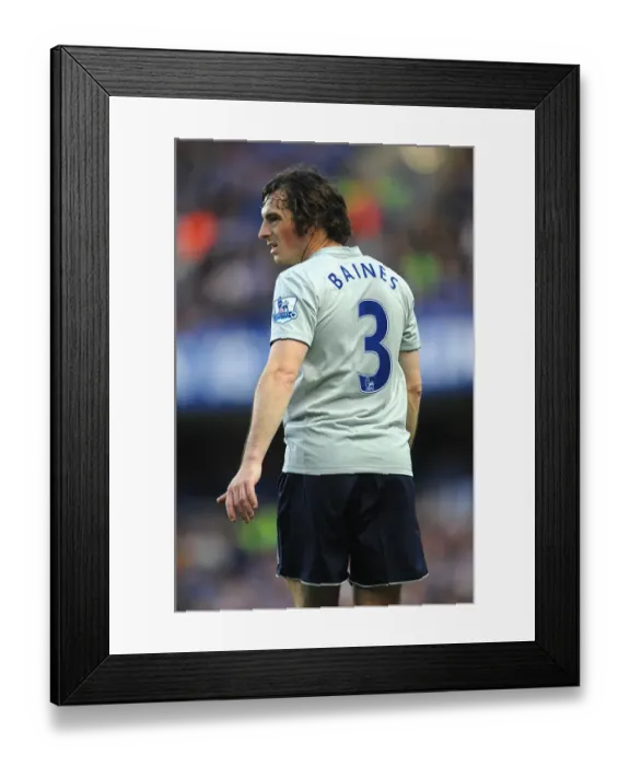 Framed Print : Leighton Baines in Action: Everton vs. Chelsea, Barclays Premier League (15 October 2011), Stamford Bridge Framed Print : Leighton Baines in Action: Everton vs. Chelsea, Barclays Premier League (15 October 2011), Stamford Bridge