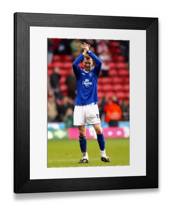 Framed Print : FA Barclays Premiership - Southampton v Everton - St Marys Stadium