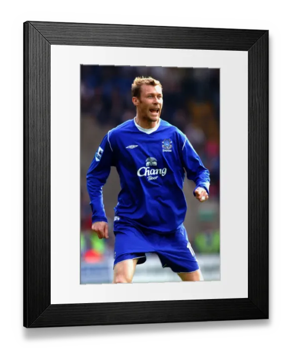 Framed Print : FA Barclays Premiership - West Bromwich Albion v Everton - The Hawthorns Framed Print : FA Barclays Premiership - West Bromwich Albion v Everton - The Hawthorns