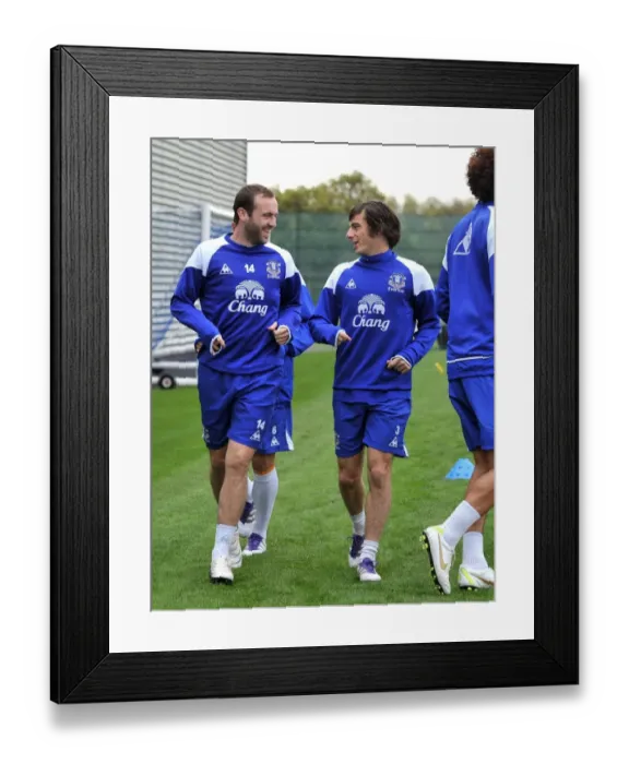 Framed Print : McFadden and Baines in Action: Everton FC Training at Finch Farm Framed Print : McFadden and Baines in Action: Everton FC Training at Finch Farm