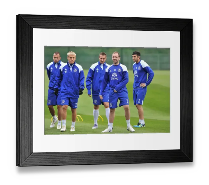 Framed Print : Everton Football Club: James McFadden in Focus at Finch Farm Training Ground