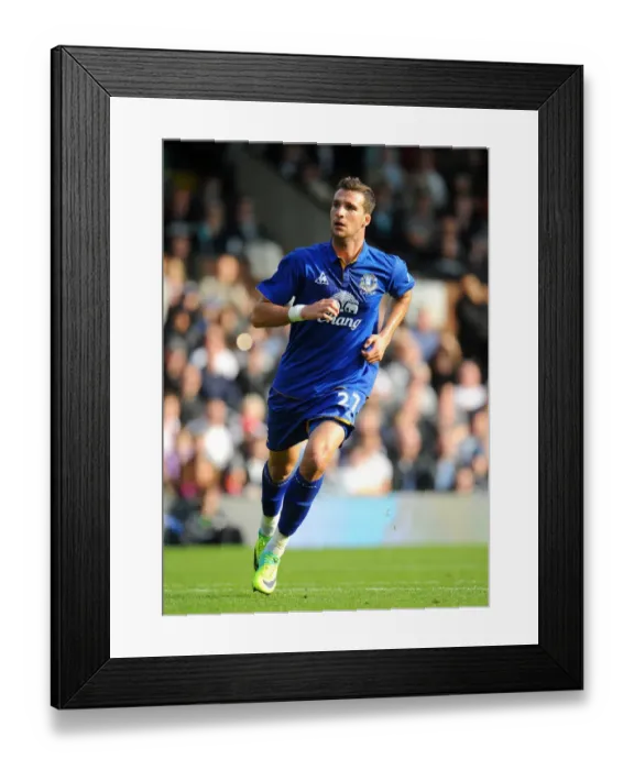 Framed Print : Apostolos Vellios Scores the Winner for Everton Against Fulham in the Barclays Premier League (23 October 2011) Framed Print : Apostolos Vellios Scores the Winner for Everton Against Fulham in the Barclays Premier League (23 October 2011)