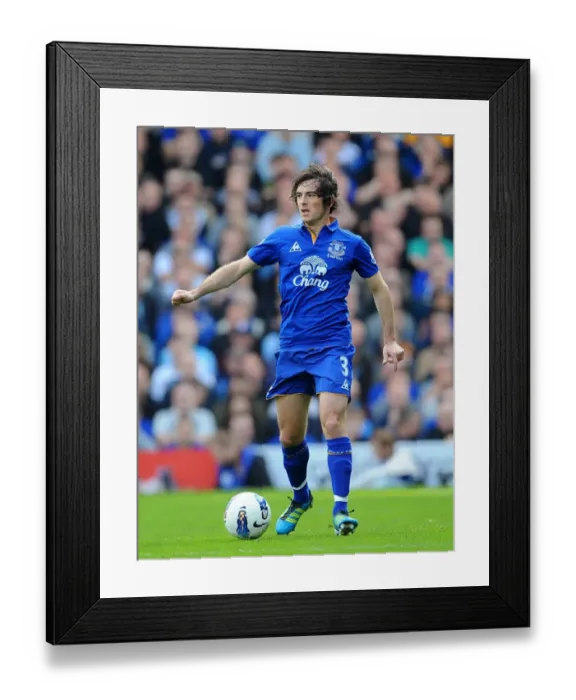 Framed Print : Leighton Baines in Action: Everton vs. Fulham, October 2011 - Barclays Premier League Framed Print : Leighton Baines in Action: Everton vs. Fulham, October 2011 - Barclays Premier League