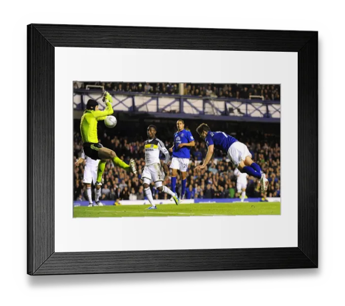 Framed Print : Clash at Goodison: Bilyaletdinov's Header Thwarted by Cech in Carling Cup Battle (Everton vs Chelsea, 26 October 2011)