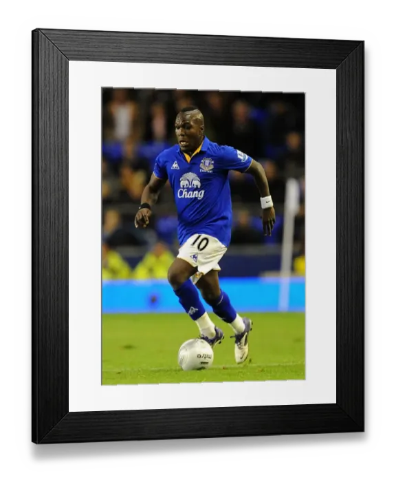 Framed Print : Royston Drenthe's Thrilling Performance: Everton vs. Chelsea in Carling Cup Round 4 (October 26, 2011) Framed Print : Royston Drenthe's Thrilling Performance: Everton vs. Chelsea in Carling Cup Round 4 (October 26, 2011)